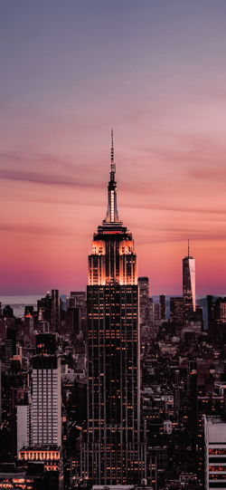 خلفية  أبراج مدينة نيويورك في المساء الجميل  للجوال